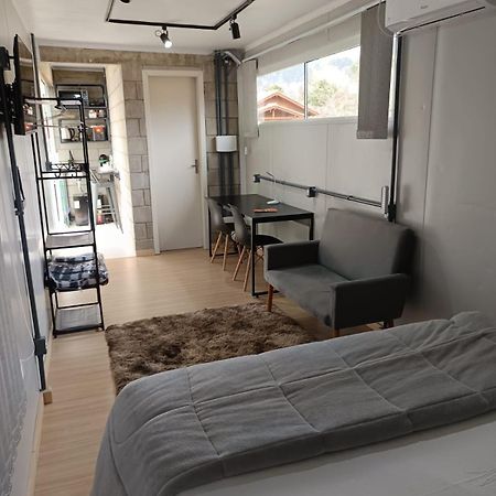 Container Guesthouse - 3 ウルビシ エクステリア 写真