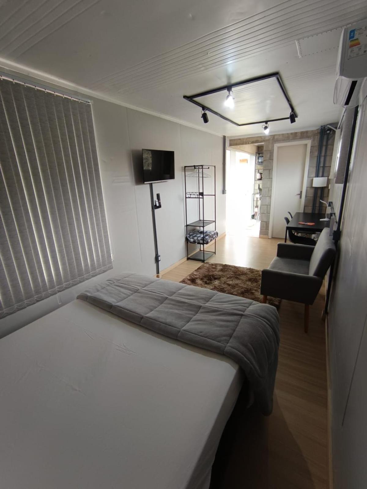 Container Guesthouse - 3 ウルビシ エクステリア 写真